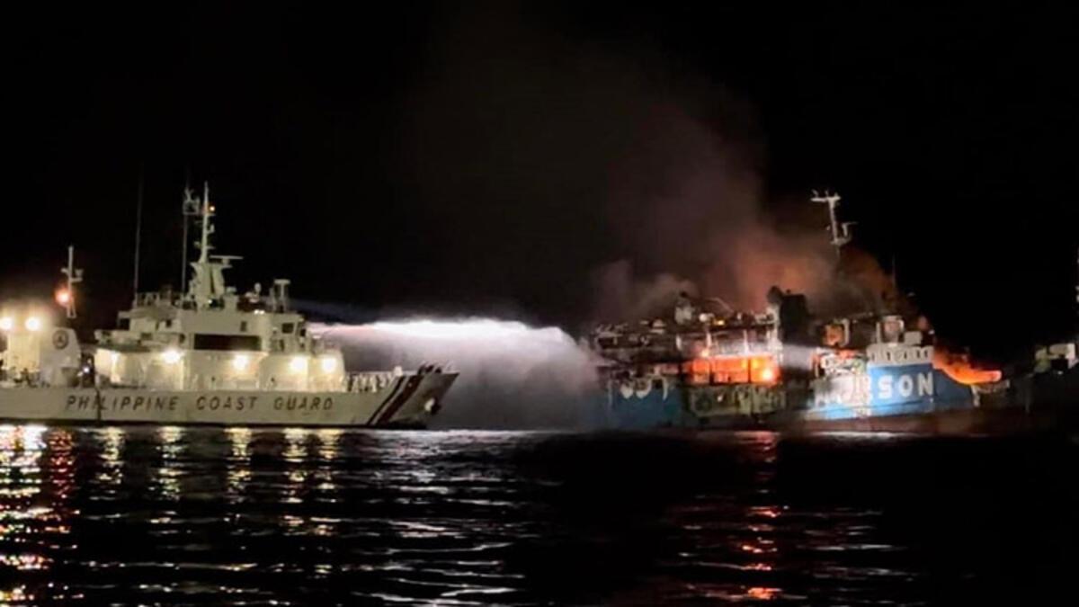 Filipinler'deki feribot yangınında can kaybı 31'e yükseldi