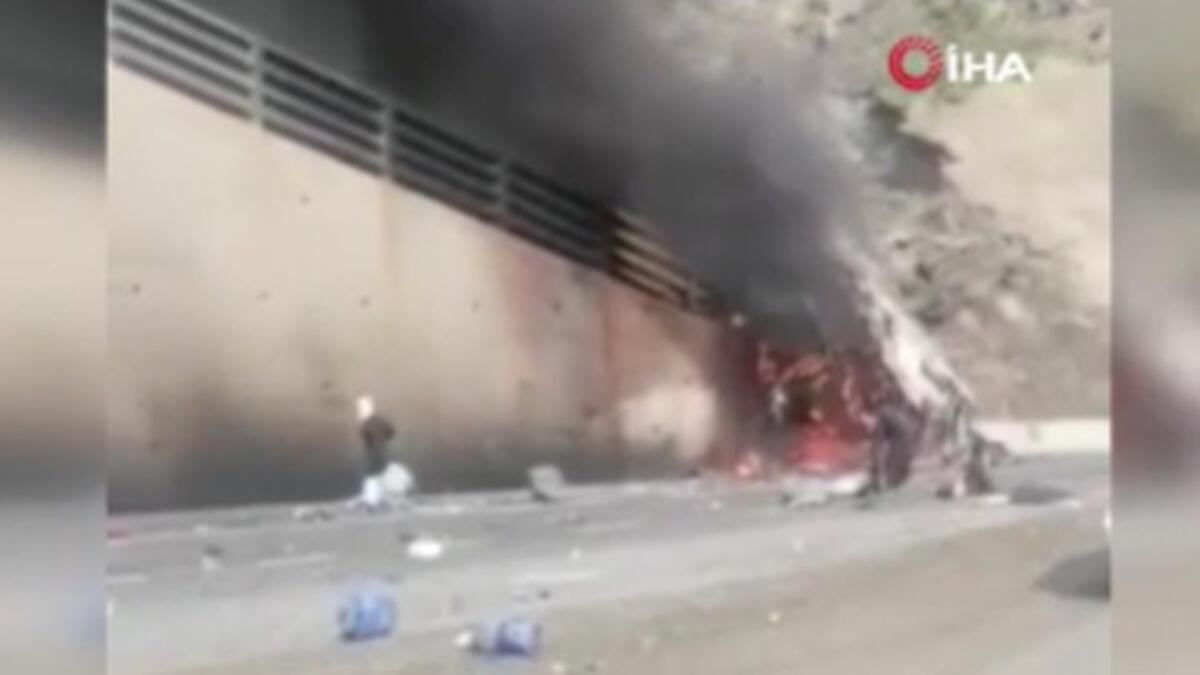 Suudi Arabistan’da umrecileri taşıyan otobüs alev topuna döndü: 20 meyyit, 29 yaralı