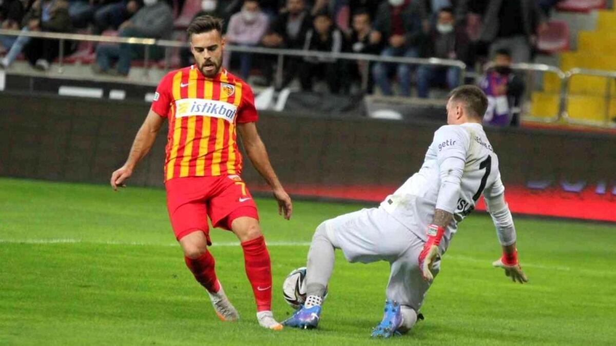 Galatasaray ile Kayserispor 54. randevuda! 5 futbolcu hudutta...