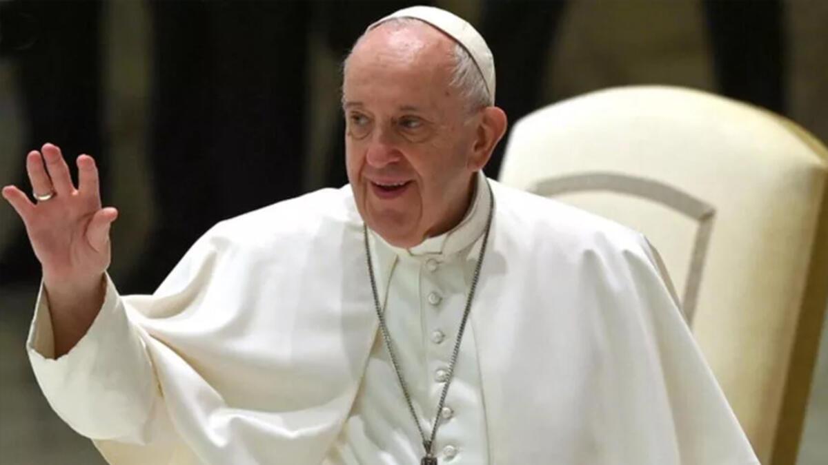 Tedavi gören Papa Francesco taburcu oldu: "Hala hayattayım"