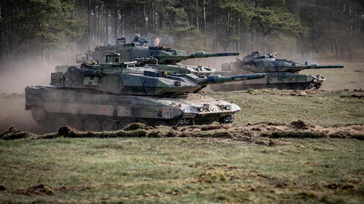Estonya Savunma Bakanlığı: B sınıfı ehliyeti olanların tank kullanmalarına müsaade verilsin