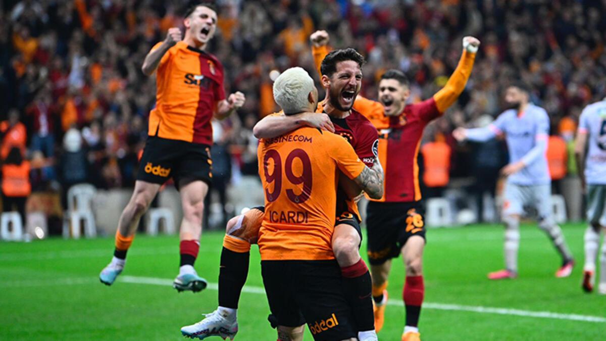 Galatasaray - Başakşehir sonrası şampiyonluk iddiası! "Kupanın bir ucundan tuttu..."