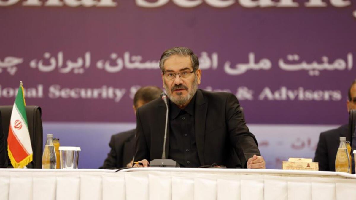 İran'ın en üst seviye güvenlik yetkilisi Şemhani vazifeden alındı