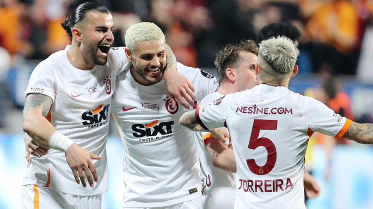 İstanbulspor - Galatasaray maçından sonra şampiyonluk iddiası! "Kupanın iki kulpundan birden tuttu"