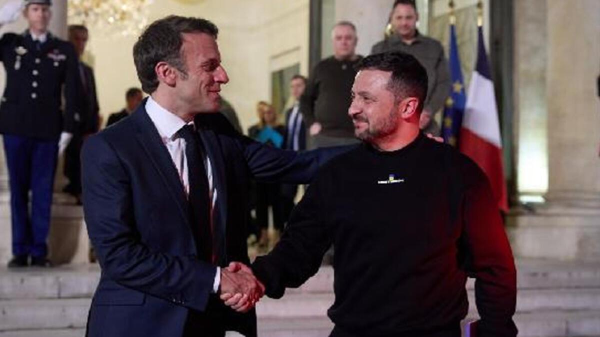 Macron ve Zelenski Paris’te bir ortaya geldi