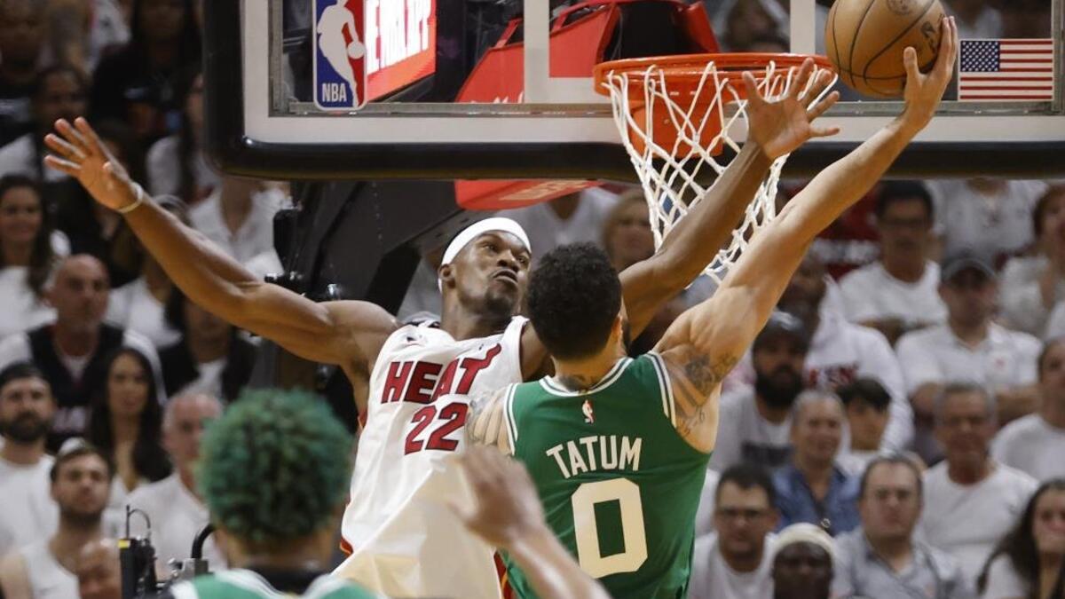 NBA'de Boston Celtics, Miami Heat karşısında seriye tutundu
