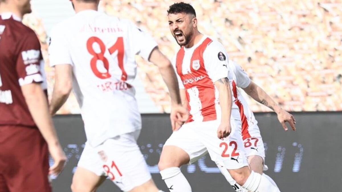 Pendikspor ikinci yarı açıldı, Bandırmaspor'u play-off dışına itti