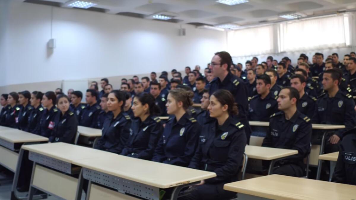 Polis Eğitim Merkezlerine 10 bin öğrenci