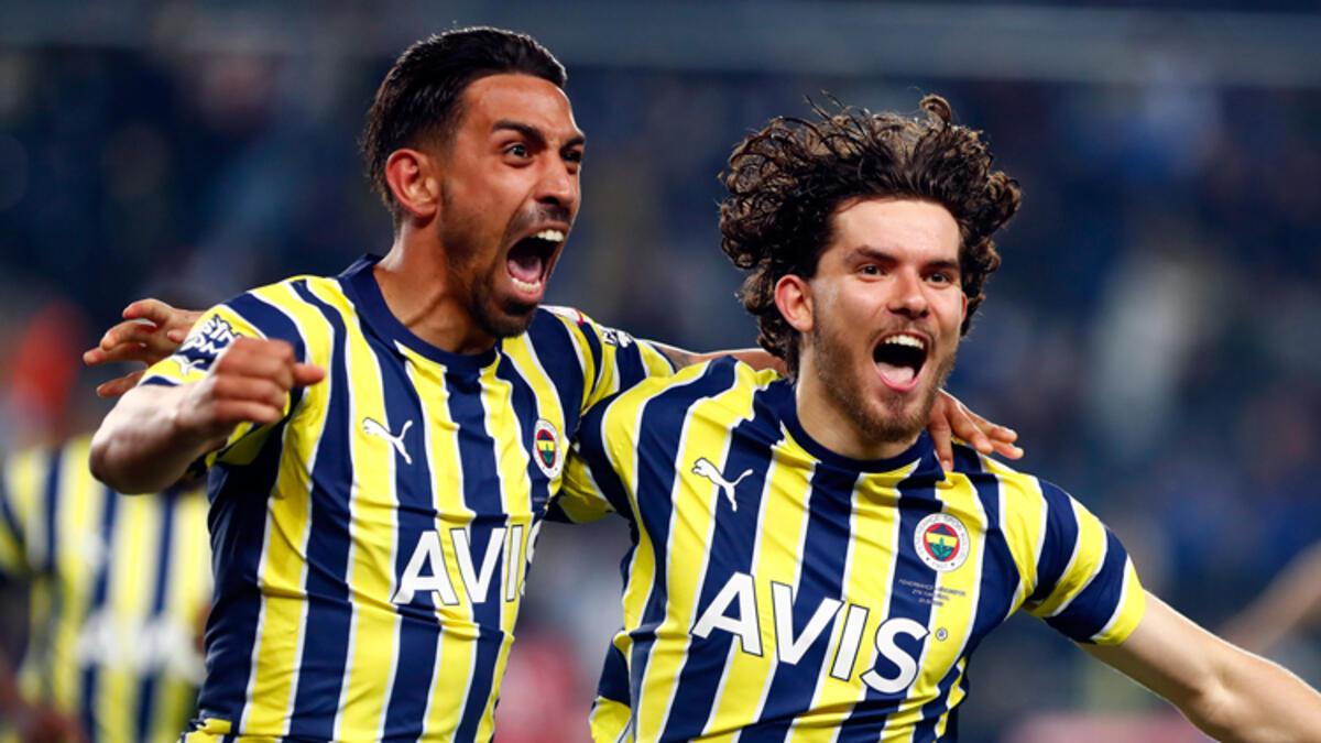 Son Dakika: Fenerbahçe, Ziraat Türkiye Kupası'nda finalde! Sivasspor 3 golle kaybetti