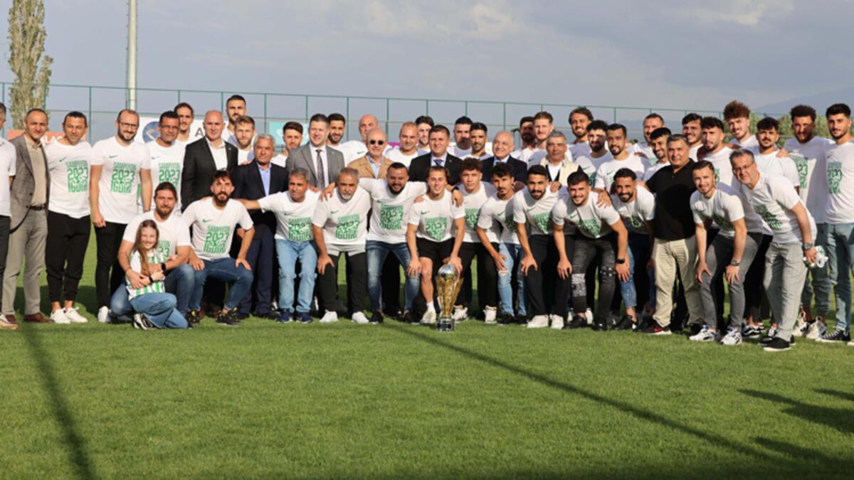 TFF Lideri Mehmet Büyükekşi, akademi ziyaretlerine Iğdır FK ile devam etti