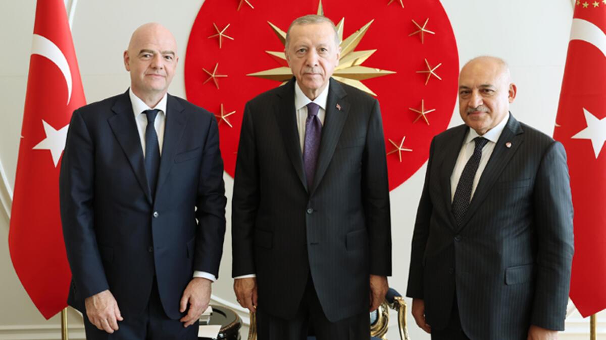 Cumhurbaşkanı Erdoğan, FIFA Lideri Infantino ve UEFA Lideri Ceferin’i kabul etti