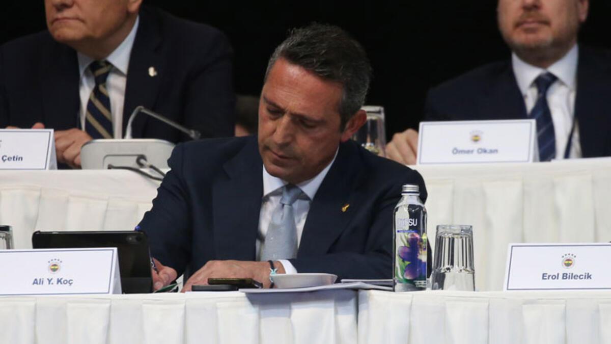 Fenerbahçe Lideri Ali Koç ve idaresi ibra edildi