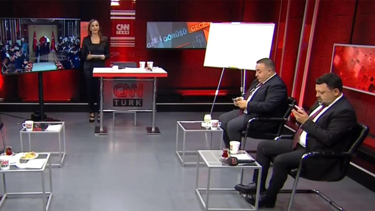 Gazeteciler, CNN Türk'te Mehmet Şimşek'in Hazine ve Maliye Bakanı olmasını kıymetlendirdi