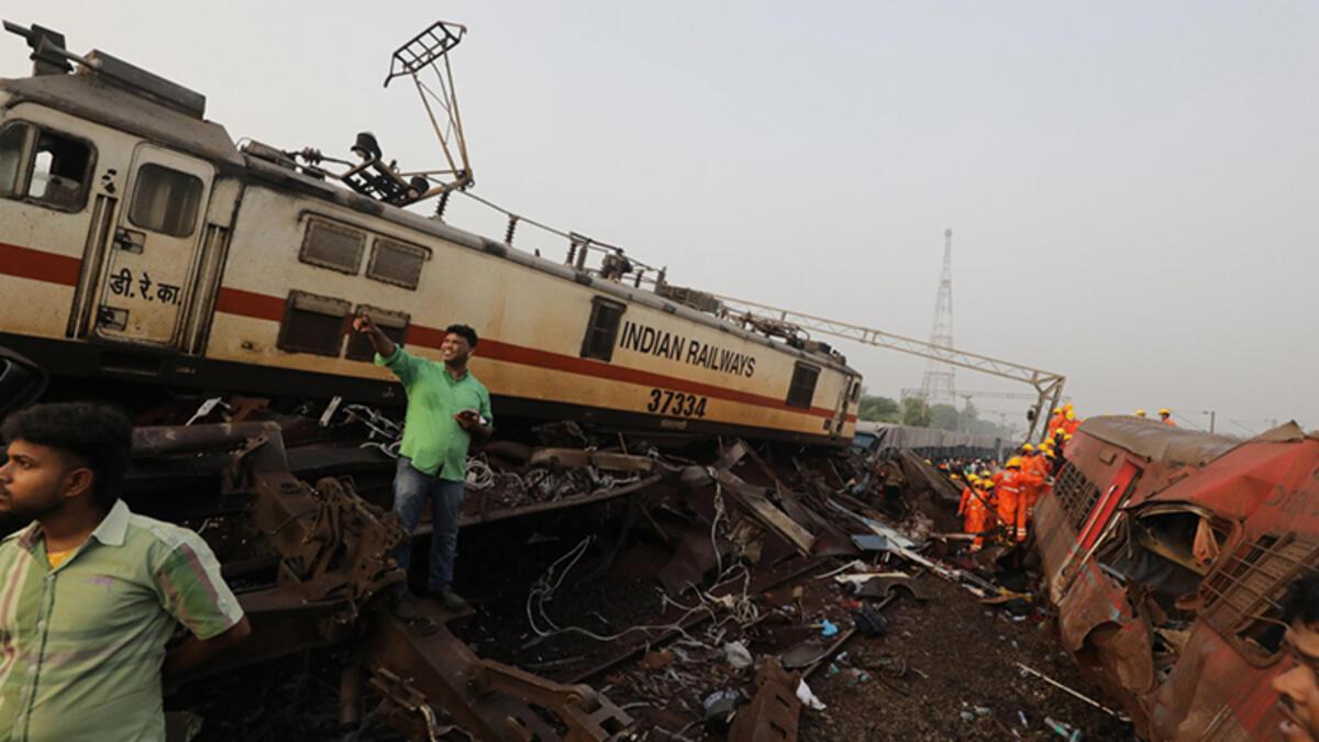 Hindistan’da tren kazasında can kaybı 294’e çıktı