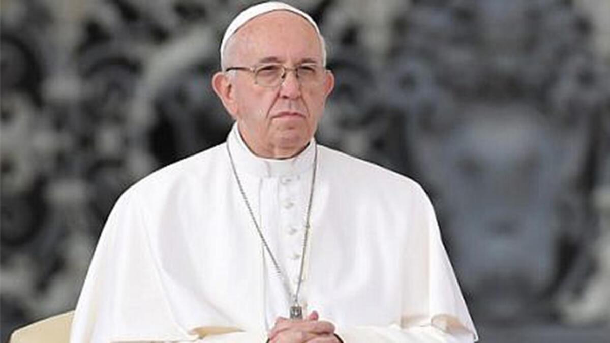 Papa Francis hastaneye kaldırıldı