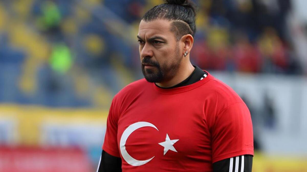 Son Dakika: Demir Küme Sivasspor'un yeni teknik yöneticisi Servet Çetin!