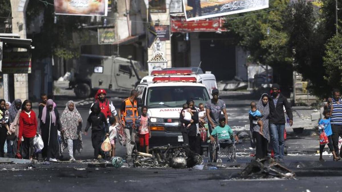 İsrail ordusu Cenin'de hastaneye göz yaşartıcı gaz attı
