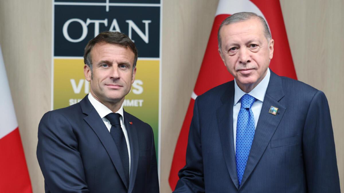 Son dakika... Cumhurbaşkanı Erdoğan, Fransa Cumhurbaşkanı Macron ile bir ortaya geldi