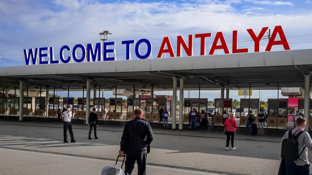 Antalya'ya 2.6 milyon turist geldi