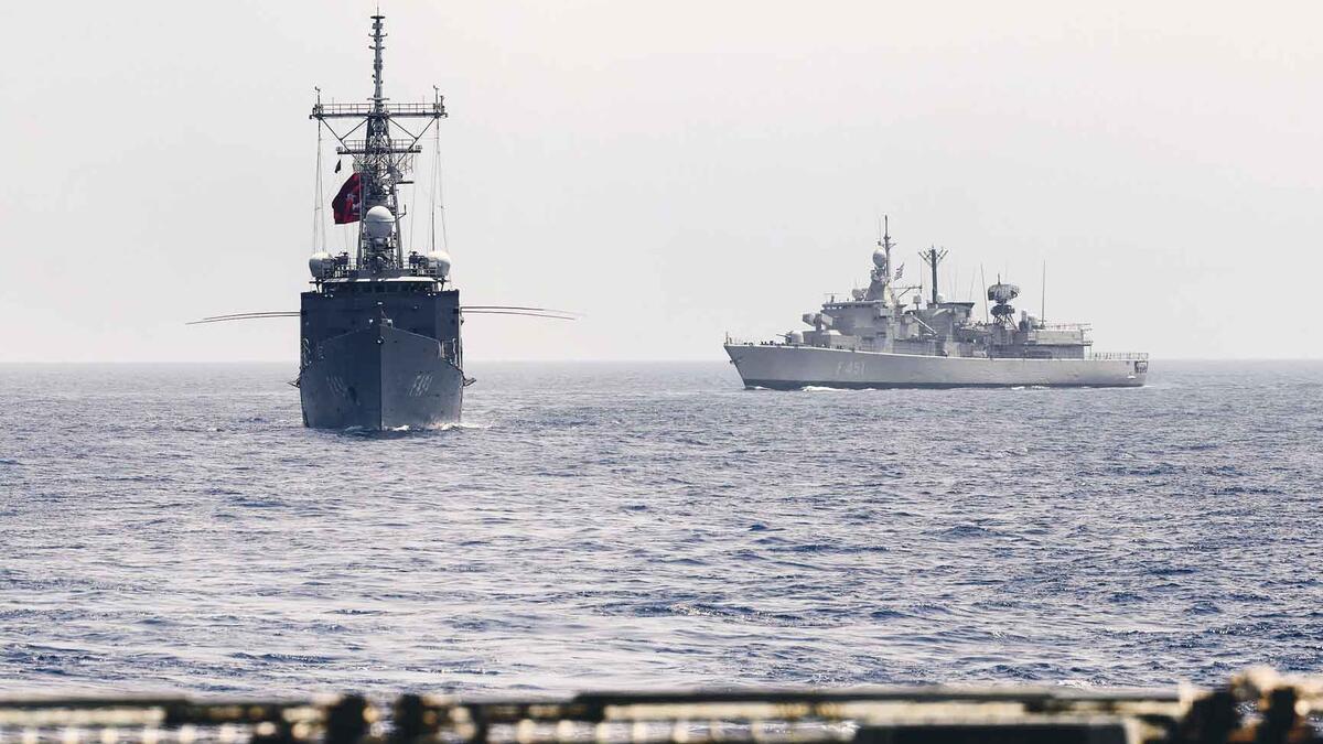 Doğu Akdeniz gerginliğinden sonra Türk-Yunan gemilerinden ortak tatbikat