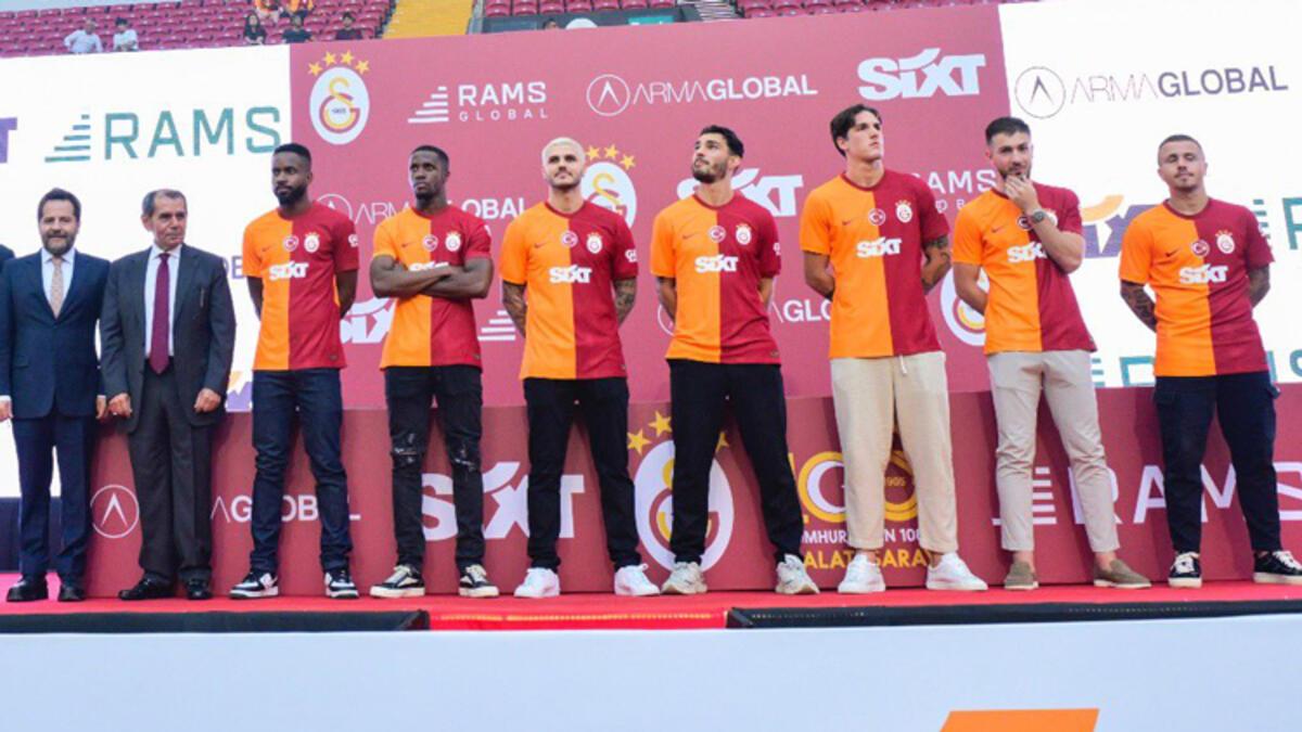 Galatasaray'da Zaha ve Icardi listeye bildirildi! Kerem Demirbay ve Morutan...