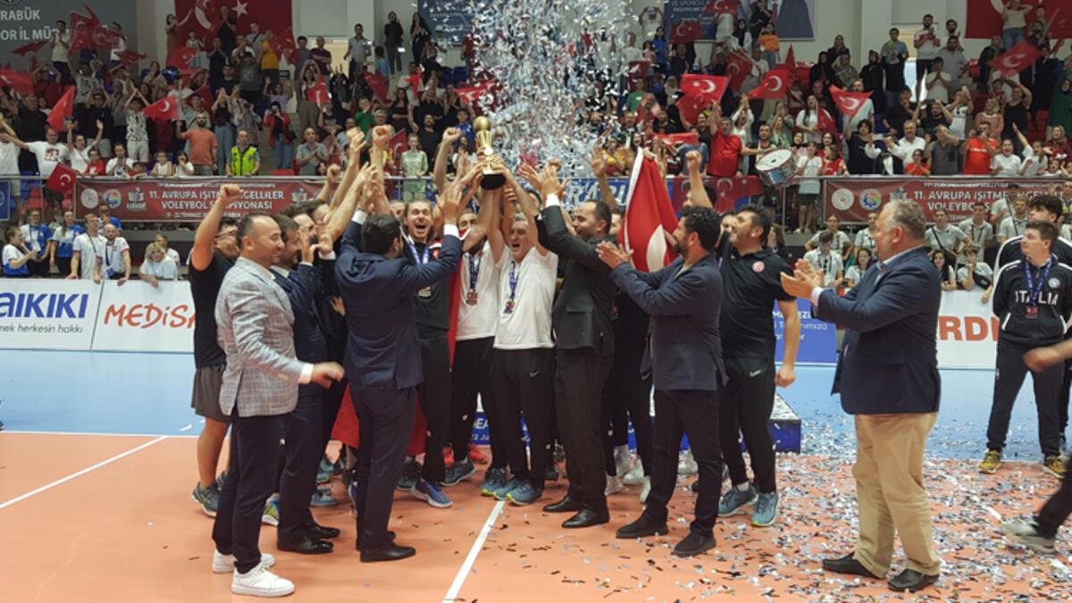 İşitme Engelliler Türkiye Erkek Voleybol Ulusal Ekibi, Avrupa şampiyonu oldu