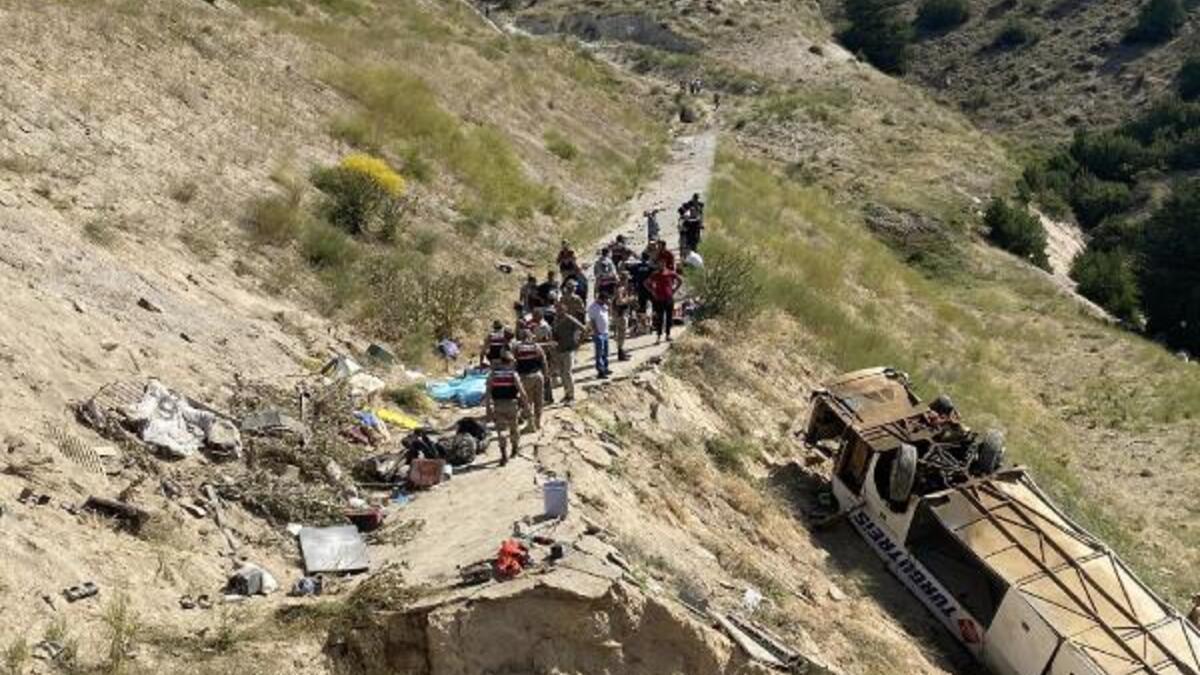 Kars'ta 8 kişi otobüs kazasında ölmüştü... Turgutreis Otobüs İşletmesi yolcu nakliyatından çekildi