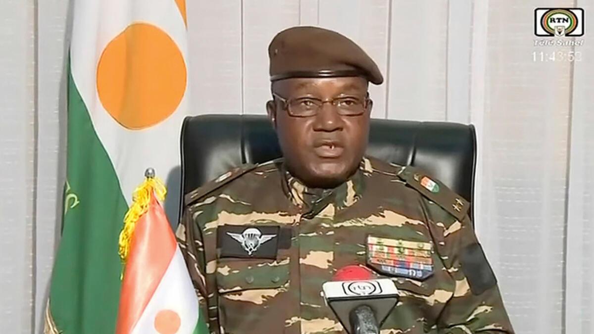 Nijer'de darbe... Geçiş hükümetinin lideri General Tchiani oldu