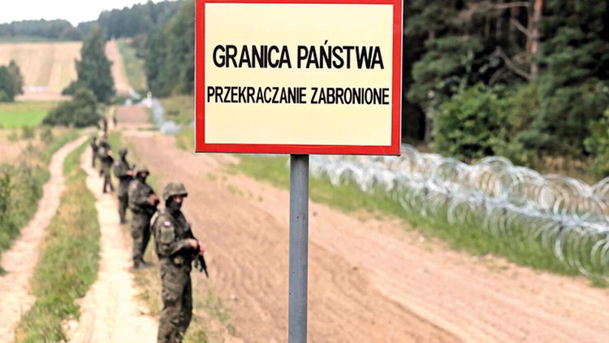 Polonya, Belarus hududunda asker sayısını arttırıyor