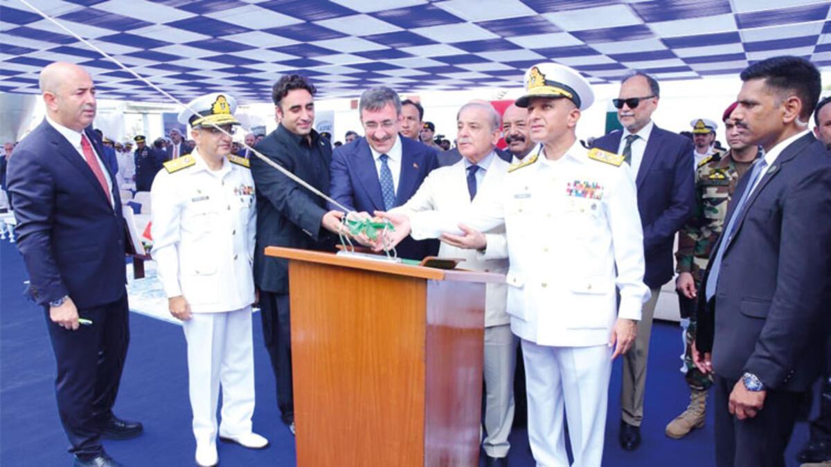 Türk imali dördüncü gemi Pakistan’da suya indirildi