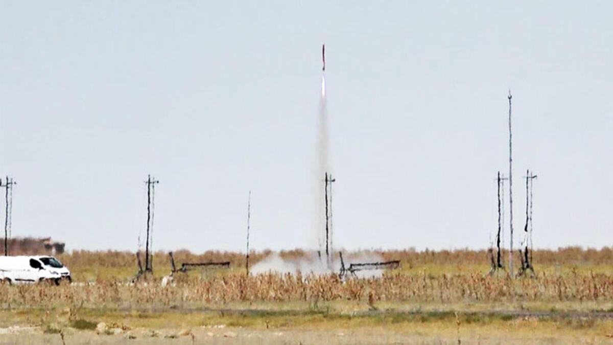 Tuz Gölü semalarında yerli roketler yarıştı