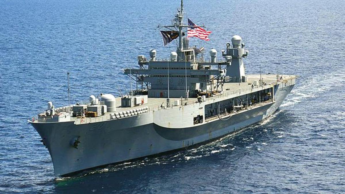 ABD 6’ncı filonun bayrak gemisini yolluyor