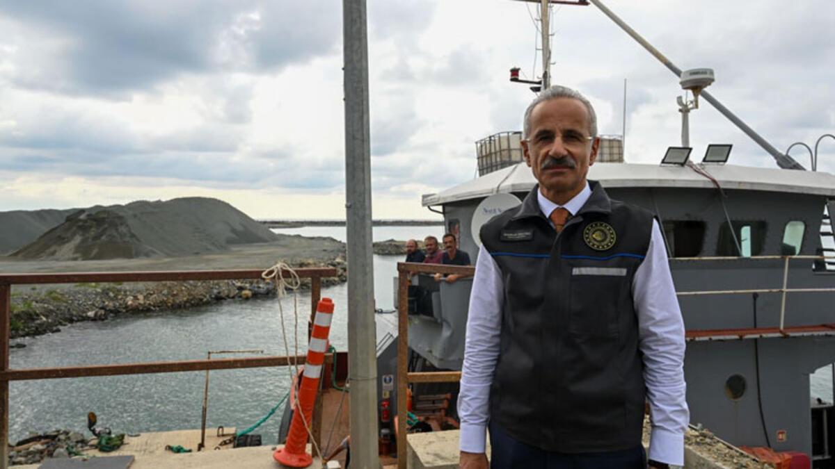 Bakan Uraloğlu: İyidere Lojistik Limanı 2025'te faaliyete geçecek