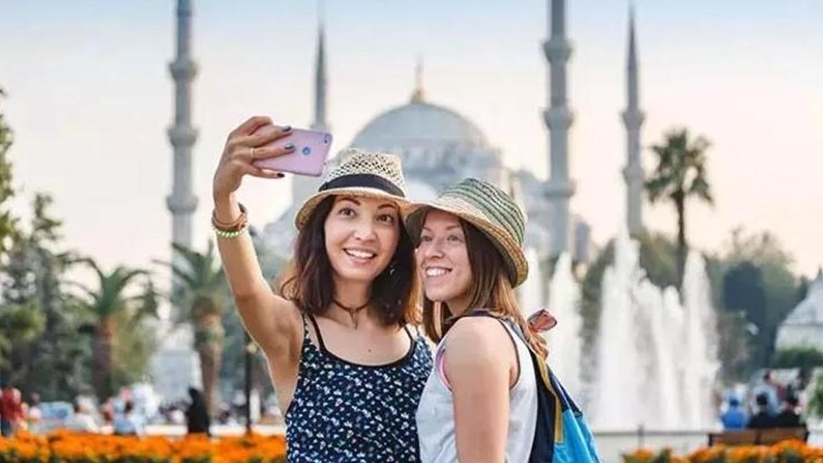 Kültür ve Turizm Bakanlığı İstanbul'a gelen turist sayısını açıkladı