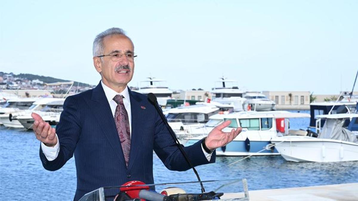 Bakan Uraloğlu: İzmir'i yat turizminin başşehrine dönüştüreceğiz