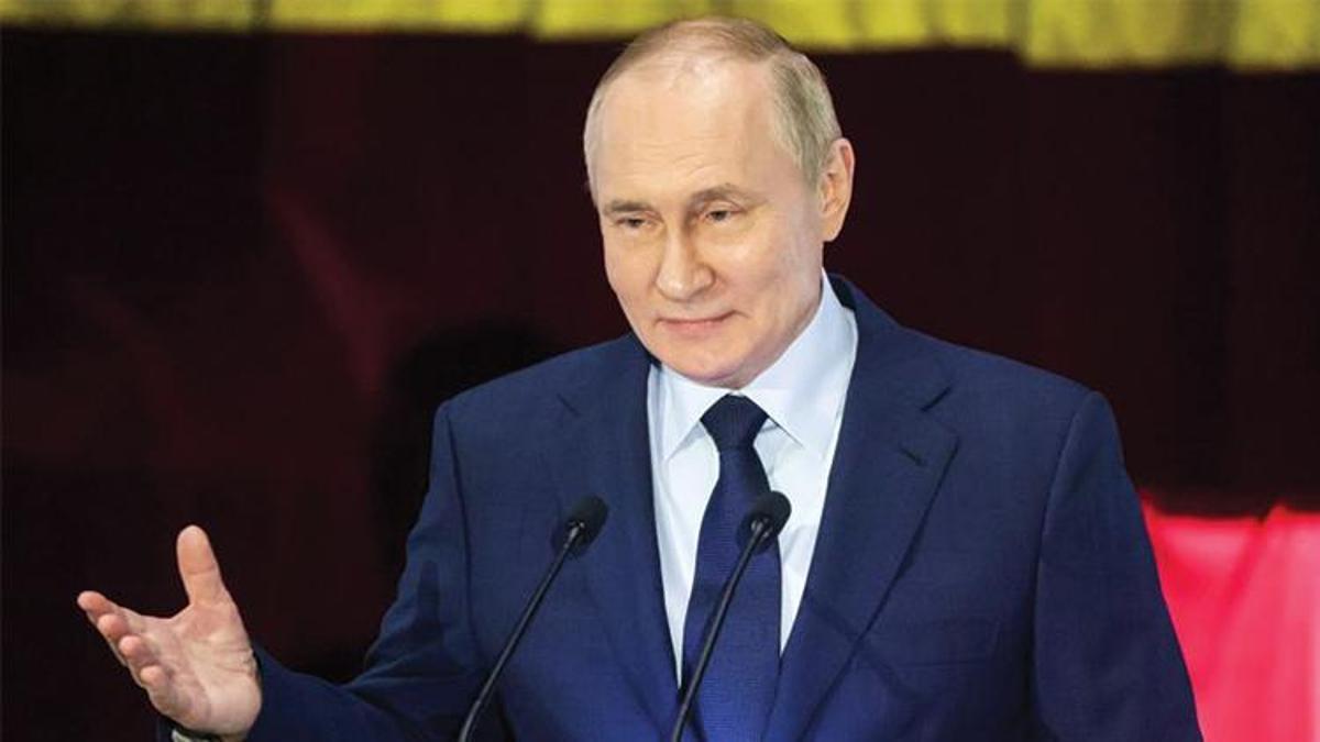 Vladimir Putin’den “Aleykümselam” karşılığı... İştirakçilerden büyük alkış aldı